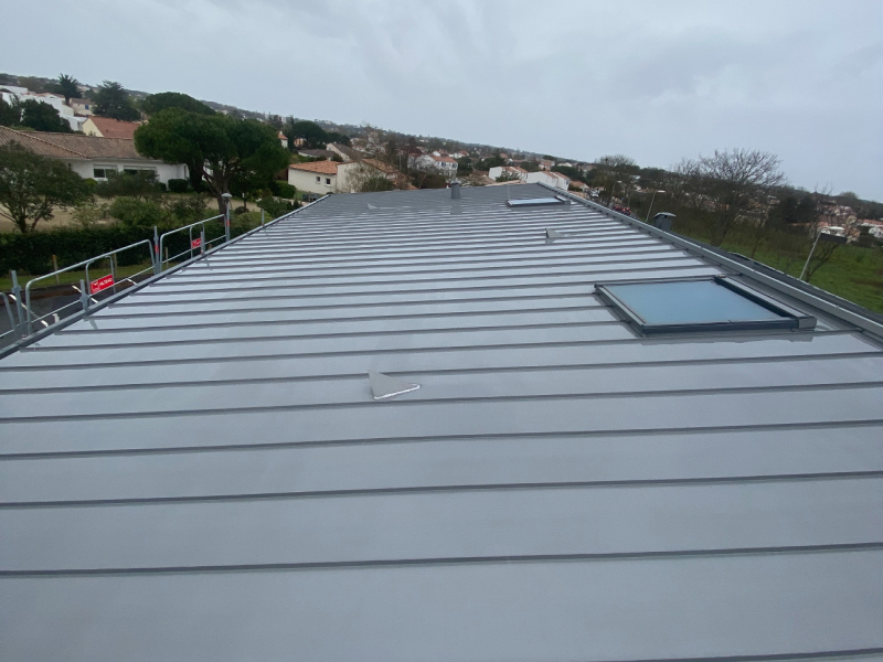 Solution Toiture Depannage Toiture La Rochelle SOLUTION TOITURE Depannage Toiture La Rochelle Realisations 11 14
