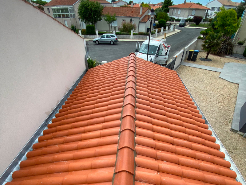 Solution Toiture Depannage Toiture La Rochelle SOLUTION TOITURE Depannage Toiture La Rochelle Realisations 11 16